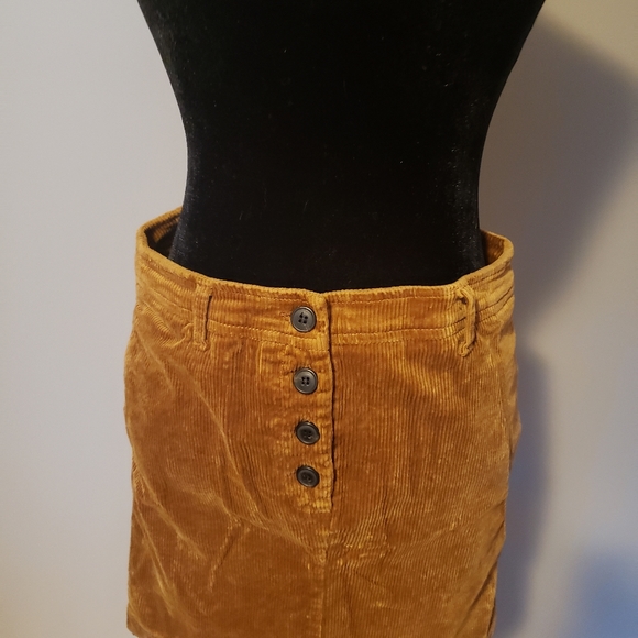 Mini corduroy skirt Size 0 - Picture 2 of 10